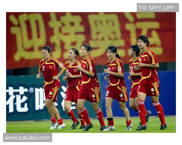 女足球星卡鲁索闪耀赛场展现坚韧拼搏精神书写励志传奇